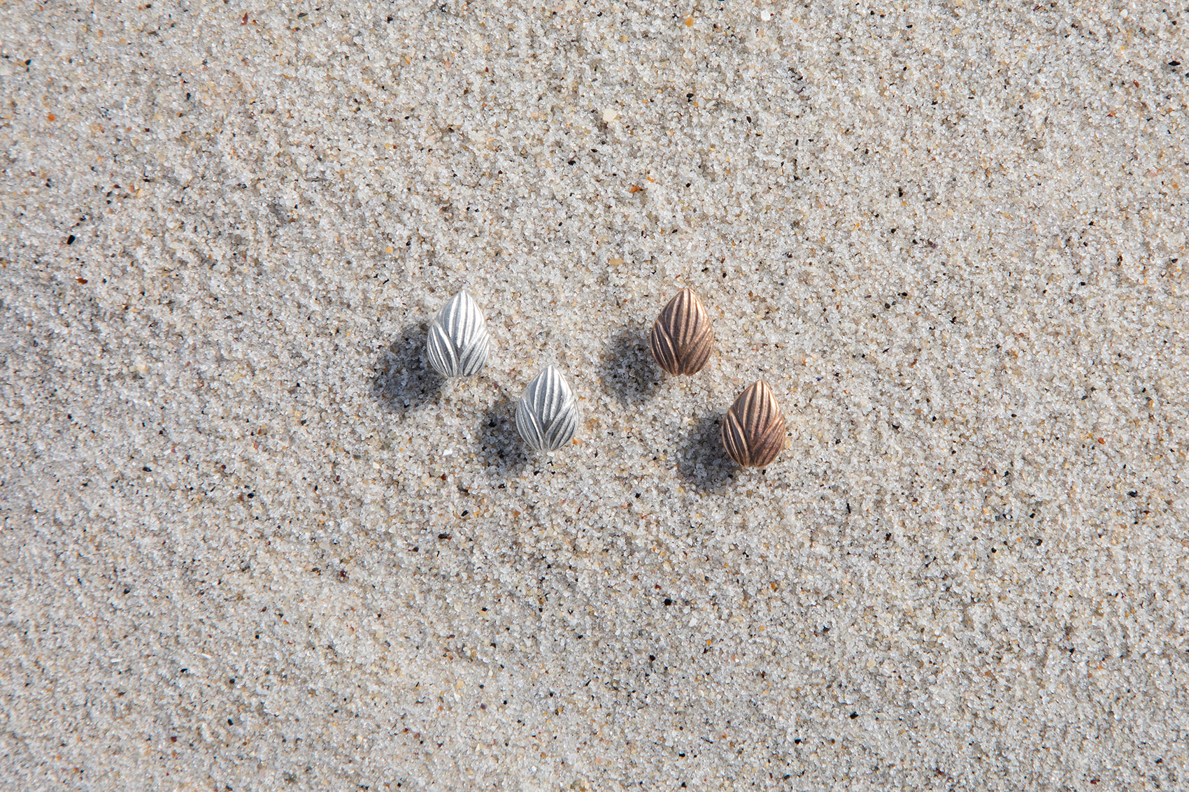 Flat Leaf Studs